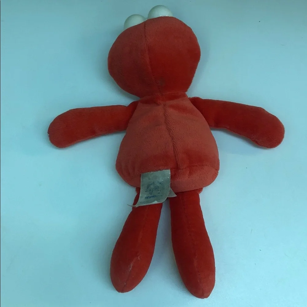ELMO PLUSH TOY • SESAME STREET • 7” x 6”